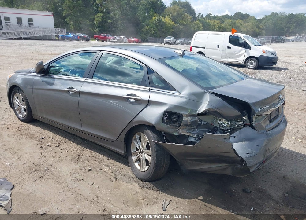 2013 HYUNDAI SONATA GLS VIN: 5NPEB4AC2DH748967