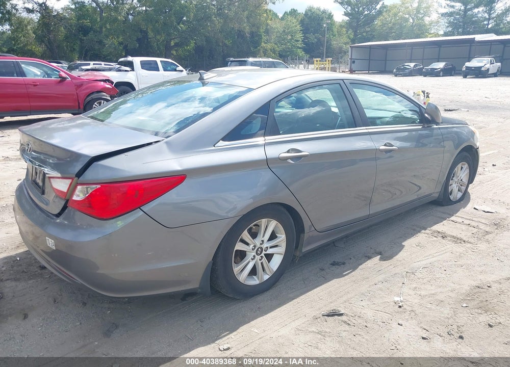 2013 HYUNDAI SONATA GLS VIN: 5NPEB4AC2DH748967