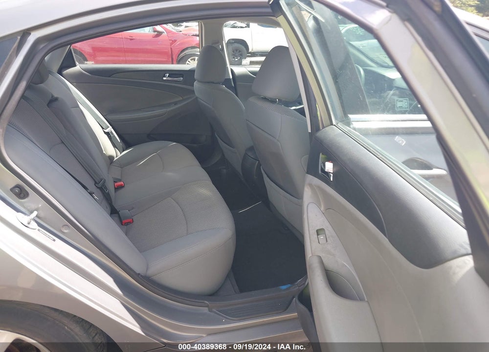 2013 HYUNDAI SONATA GLS VIN: 5NPEB4AC2DH748967