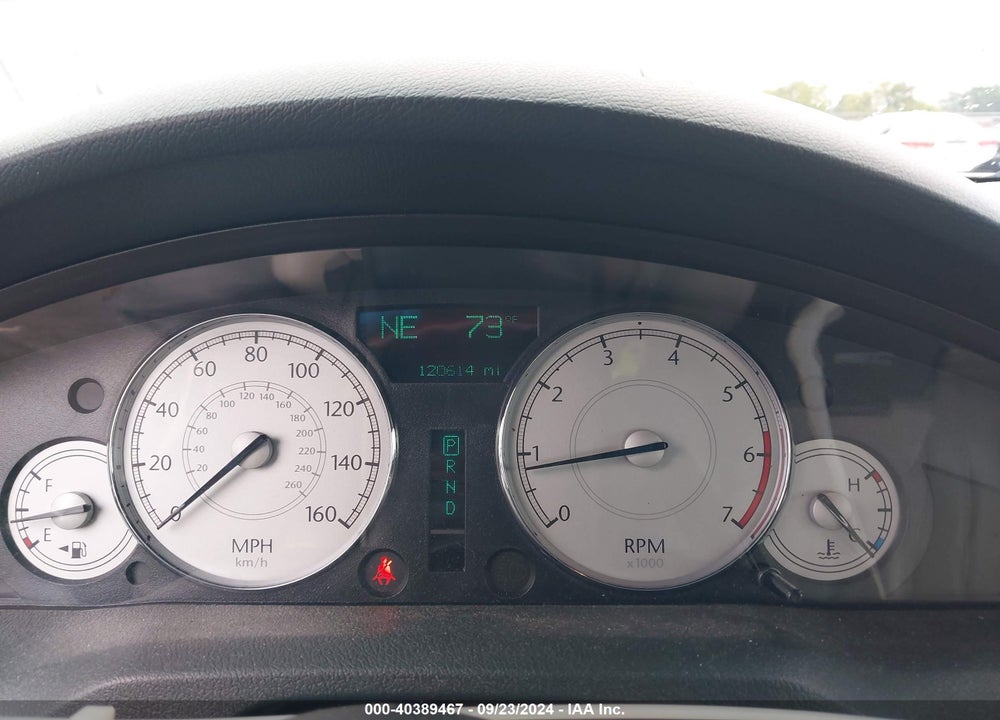 2005 CHRYSLER 300C VIN: 2C3AA63H65H632241