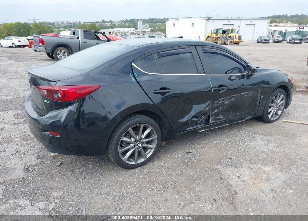 2018 MAZDA 3 TOURING VIN: 3MZBN1V3XJM255821