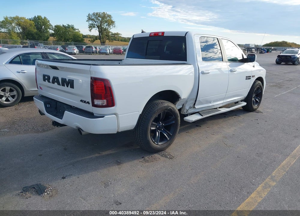 2017 RAM 1500 NIGHT 4X4 5'7 BOX VIN: 1C6RR7MT7HS831108