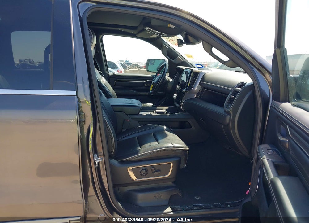 2019 RAM 1500 LIMITED 4X4 5'7 BOX VIN: 1C6SRFHT7KN765056