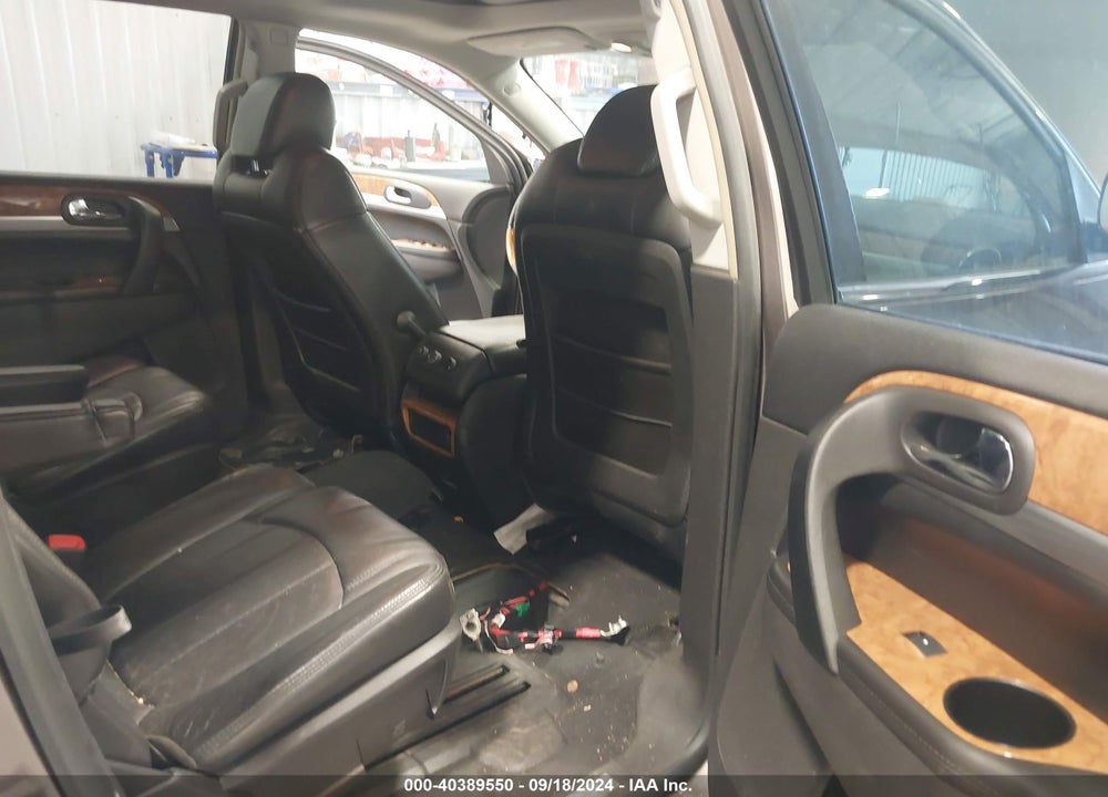 2008 BUICK ENCLAVE CX VIN: 5GAEV13728J103529
