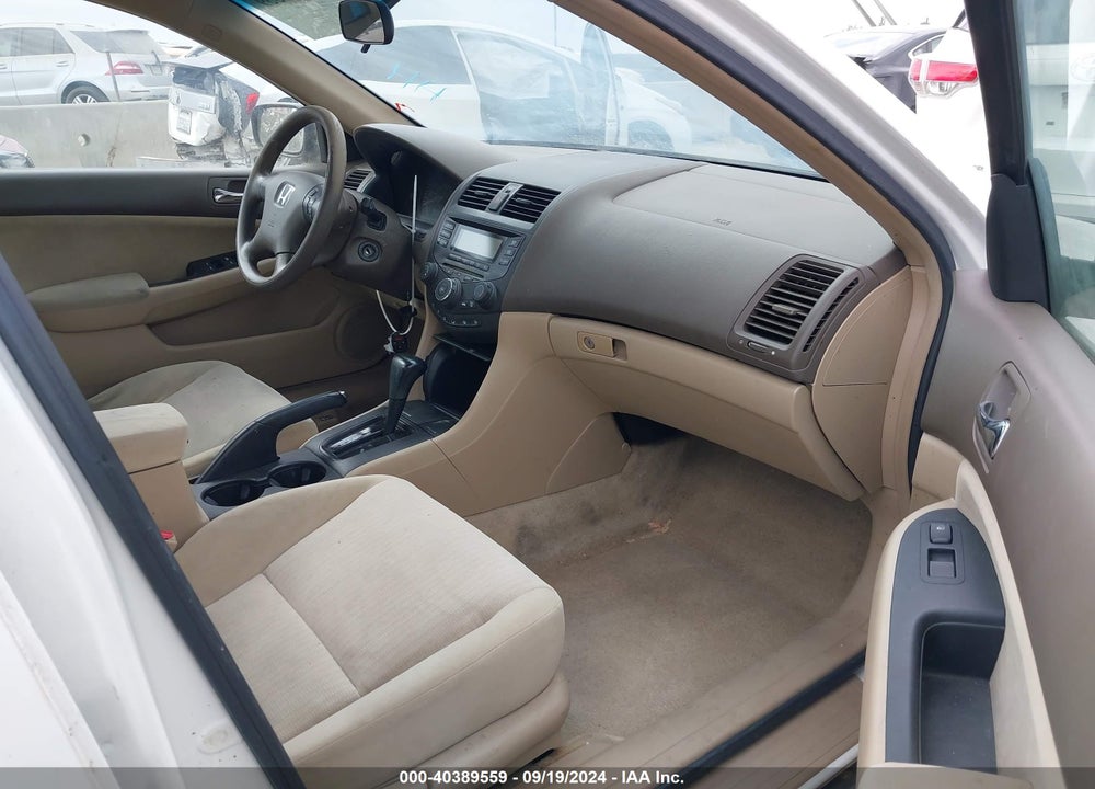 2005 HONDA ACCORD 2.4 LX VIN: 1HGCM56435A107085