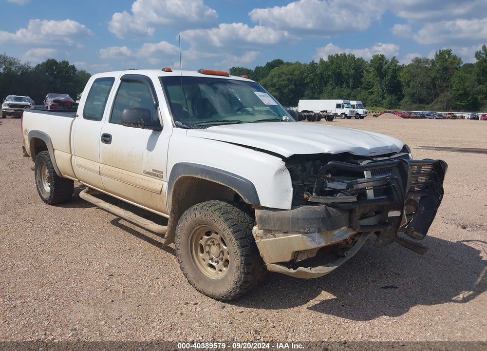 2003 CHEVROLET SILVERADO 2500HD LS VIN: 1GCHK29113E116481