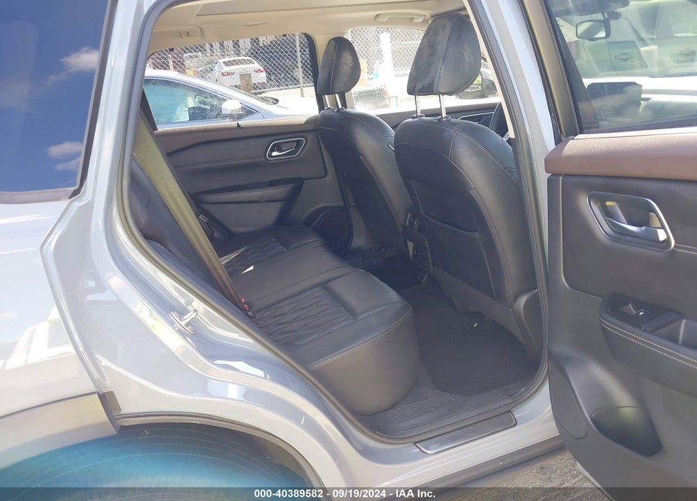 2021 NISSAN ROGUE PLATINUM INTELLIGENT AWD VIN: JN8AT3DD3MW311956