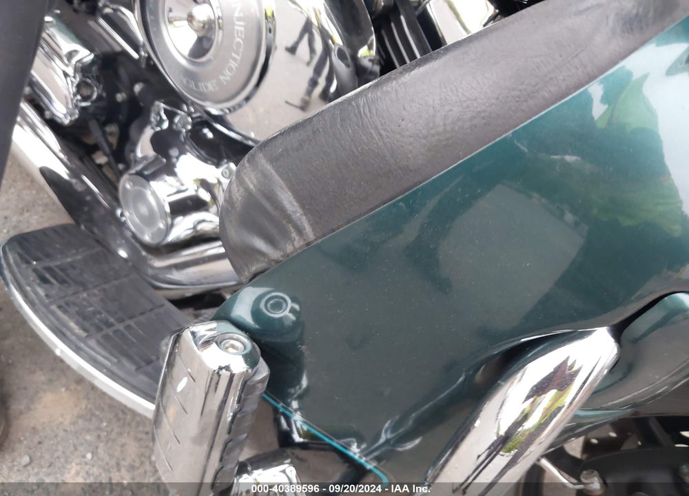 2000 HARLEY-DAVIDSON FLHTCUI VIN: 1HD1FCW11YY609081