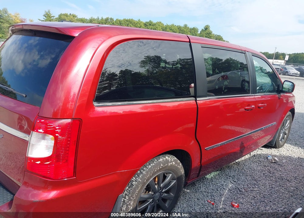 2014 CHRYSLER TOWN & COUNTRY S VIN: 2C4RC1HG8ER409267