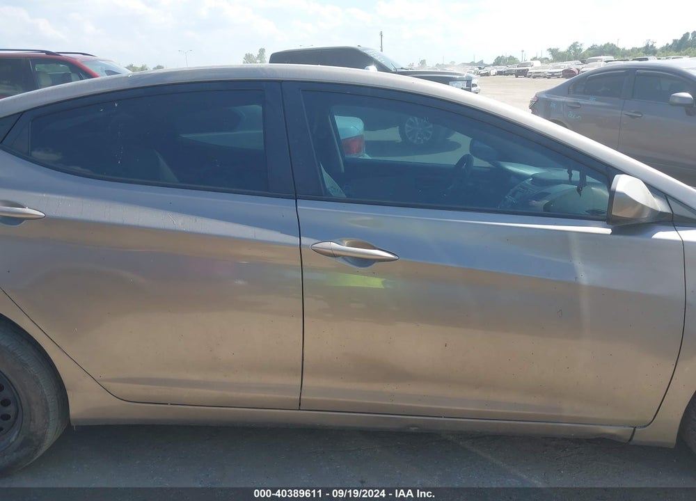 2016 HYUNDAI ELANTRA SE VIN: 5NPDH4AEXGH700021