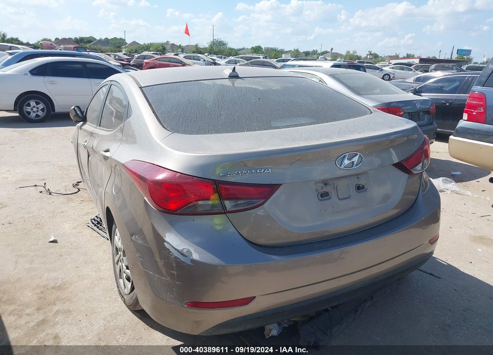 2016 HYUNDAI ELANTRA SE VIN: 5NPDH4AEXGH700021