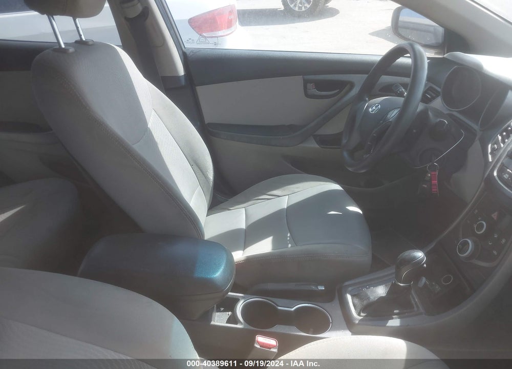 2016 HYUNDAI ELANTRA SE VIN: 5NPDH4AEXGH700021