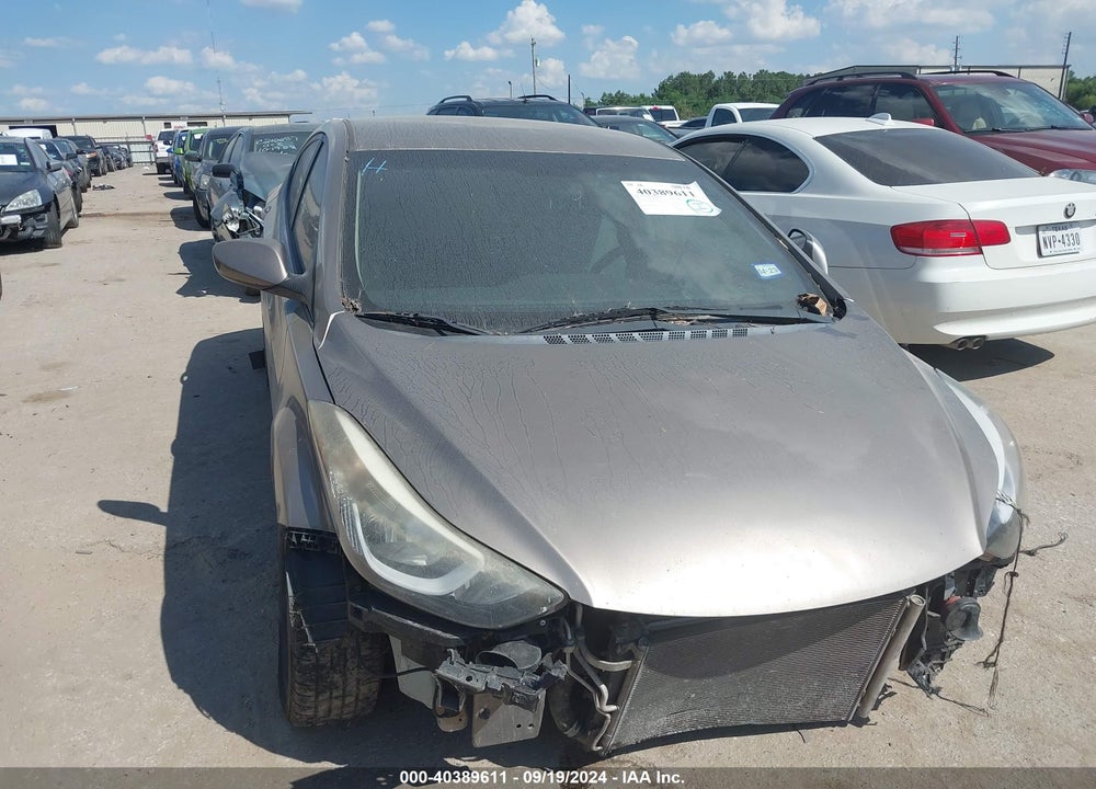 2016 HYUNDAI ELANTRA SE VIN: 5NPDH4AEXGH700021