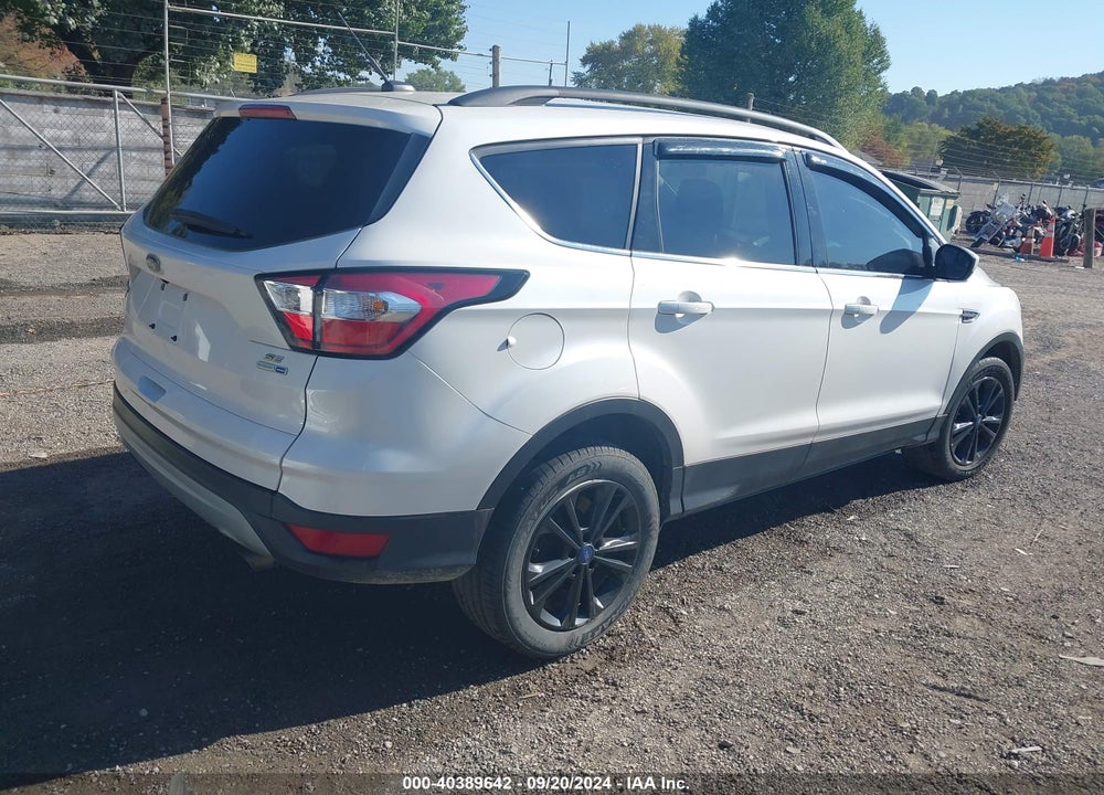 2018 FORD ESCAPE SE VIN: 1FMCU9GD3JUC56475