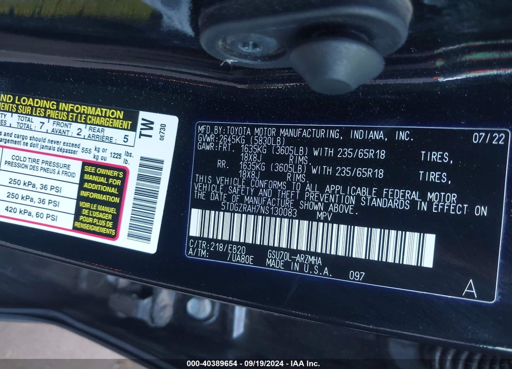 2022 TOYOTA HIGHLANDER XLE VIN: 5TDGZRAH7NS130083