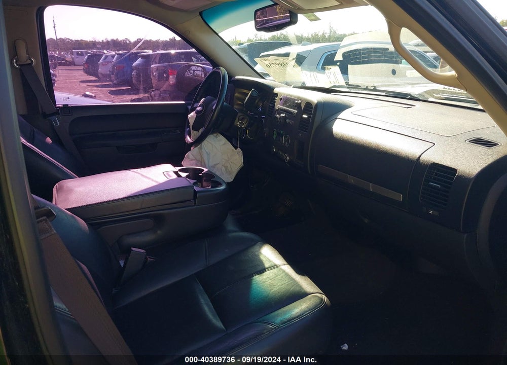 2013 CHEVROLET SILVERADO 1500 LT VIN: 3GCPKSE71DG343492