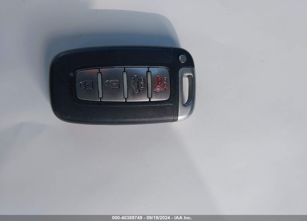 2011 HYUNDAI SONATA LIMITED VIN: 5NPEC4AC6BH091021