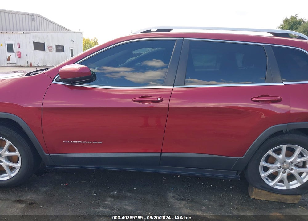 2015 JEEP CHEROKEE LATITUDE VIN: 1C4PJLCB7FW699921