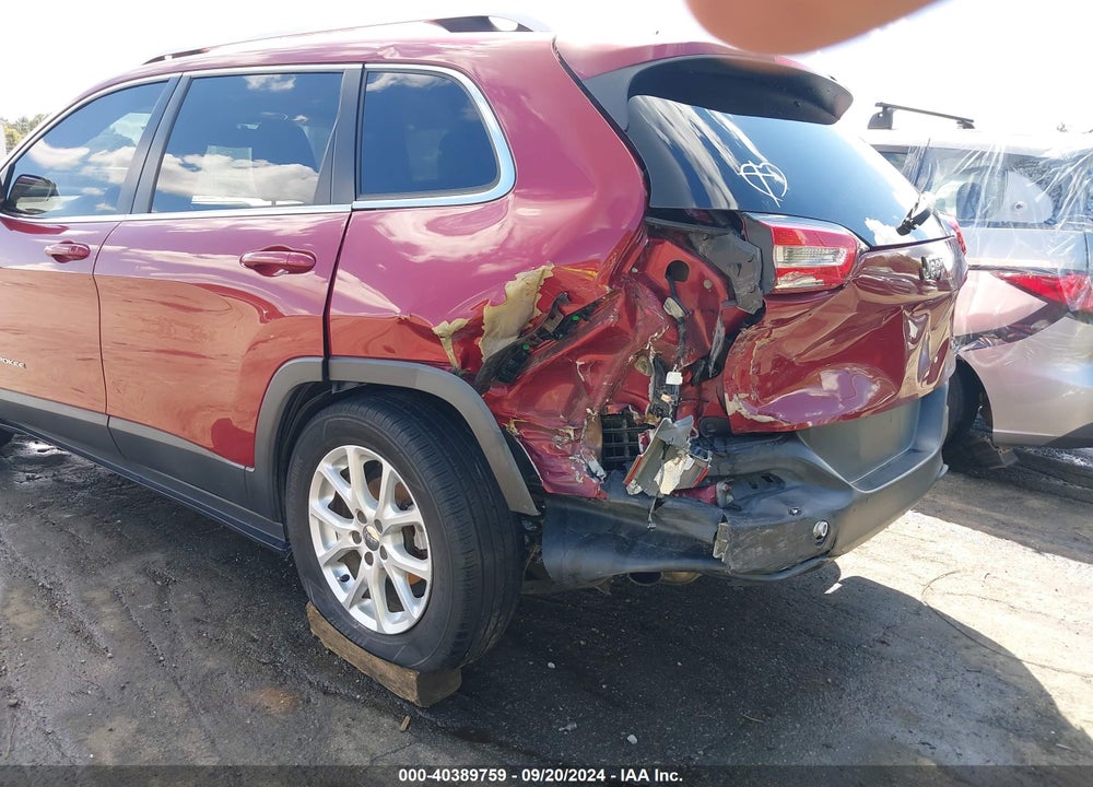 2015 JEEP CHEROKEE LATITUDE VIN: 1C4PJLCB7FW699921