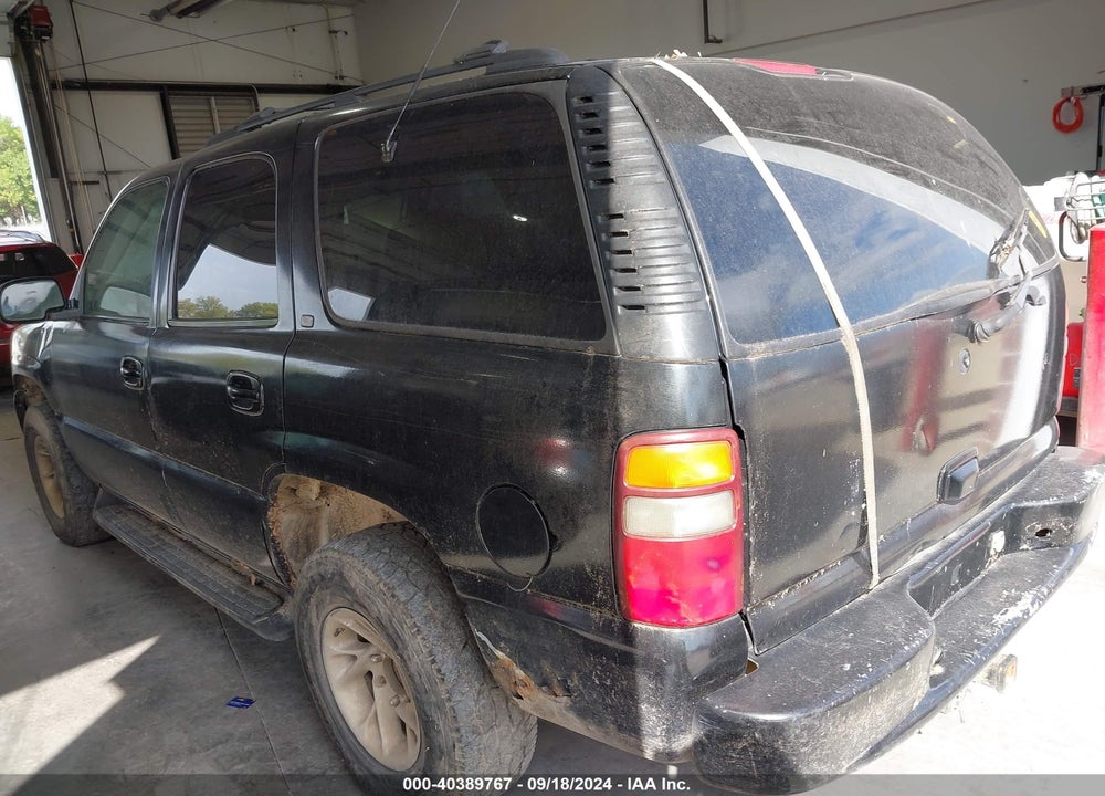 2001 CHEVROLET TAHOE LS/LT VIN: 1GNEK13T71R105344