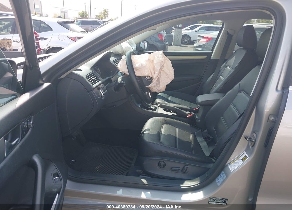2014 VOLKSWAGEN PASSAT 2.5L SE VIN: 1VWBP7A35EC003310