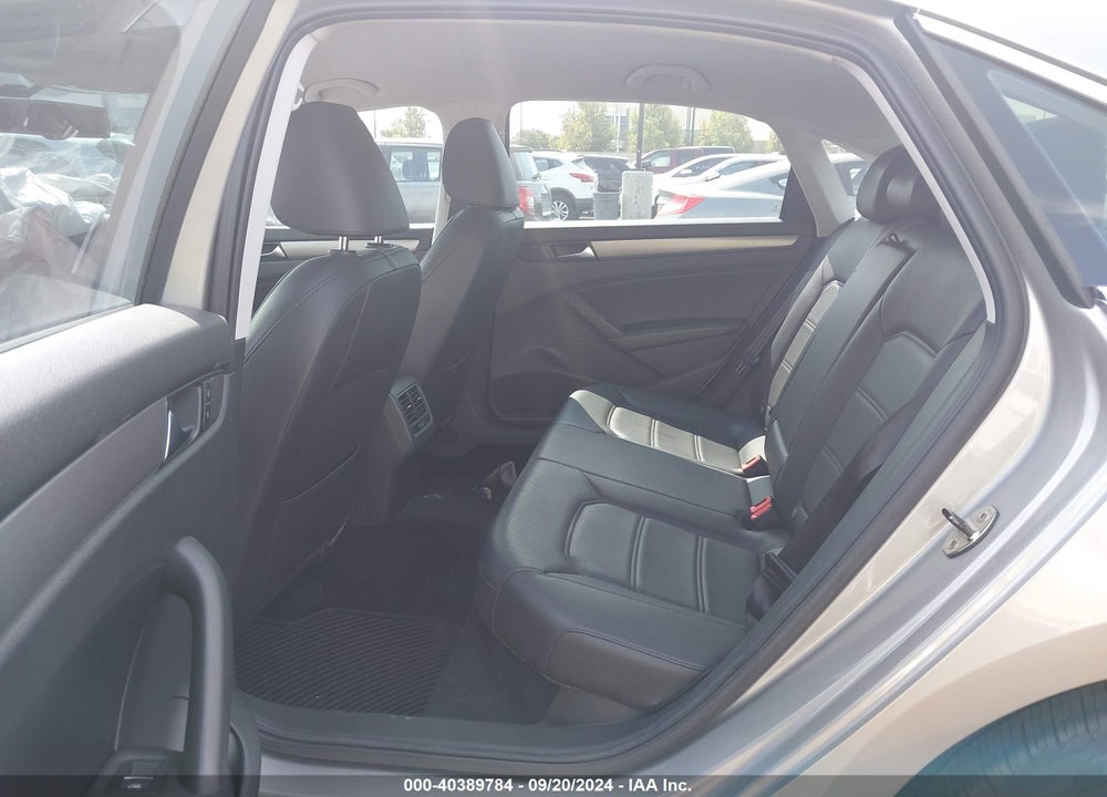 2014 VOLKSWAGEN PASSAT 2.5L SE VIN: 1VWBP7A35EC003310
