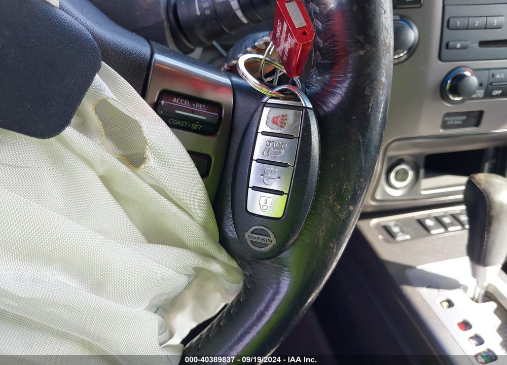 2011 NISSAN ARMADA PLATINUM VIN: 5N1AA0ND0BN618658