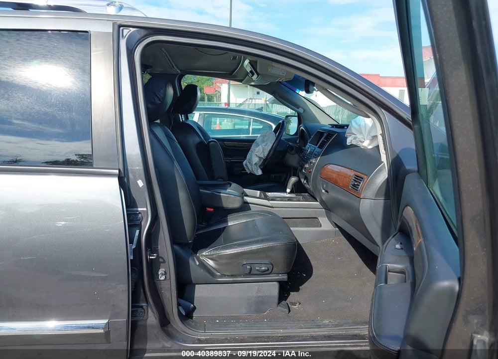 2011 NISSAN ARMADA PLATINUM VIN: 5N1AA0ND0BN618658