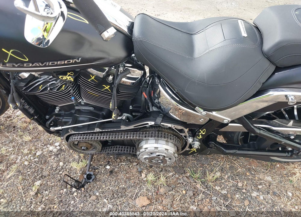 2023 HARLEY-DAVIDSON FXBR VIN: 1HD1YEZ10PB074294