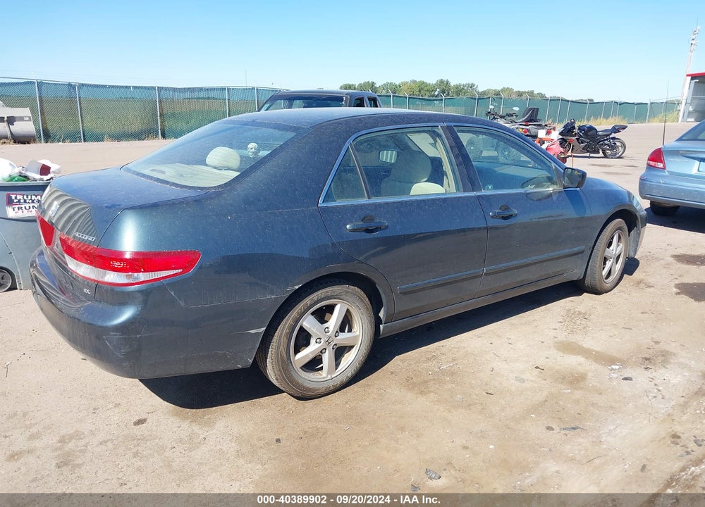 2004 HONDA ACCORD 2.4 EX VIN: 1HGCM56624A065167