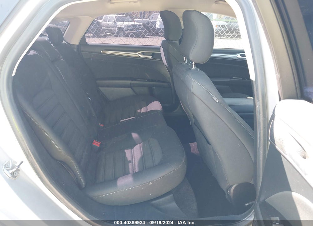 2017 FORD FUSION SE VIN: 3FA6P0HD4HR304866