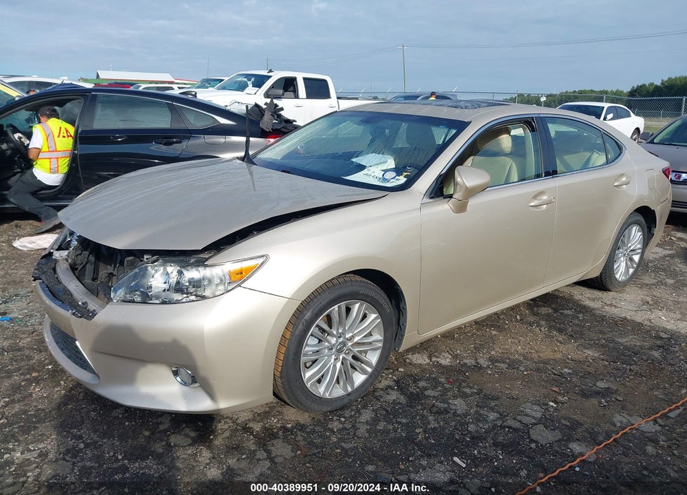 2013 LEXUS ES VIN: JTHBK1GG2D2010453
