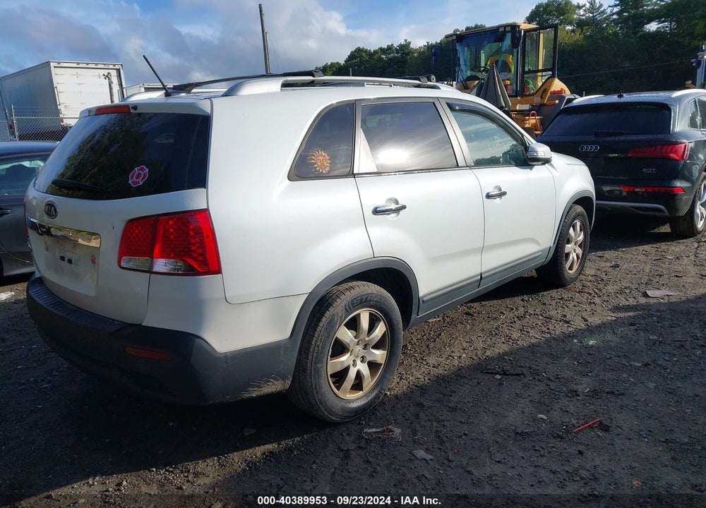 2012 KIA SORENTO LX VIN: 5XYKT4A64CG229239