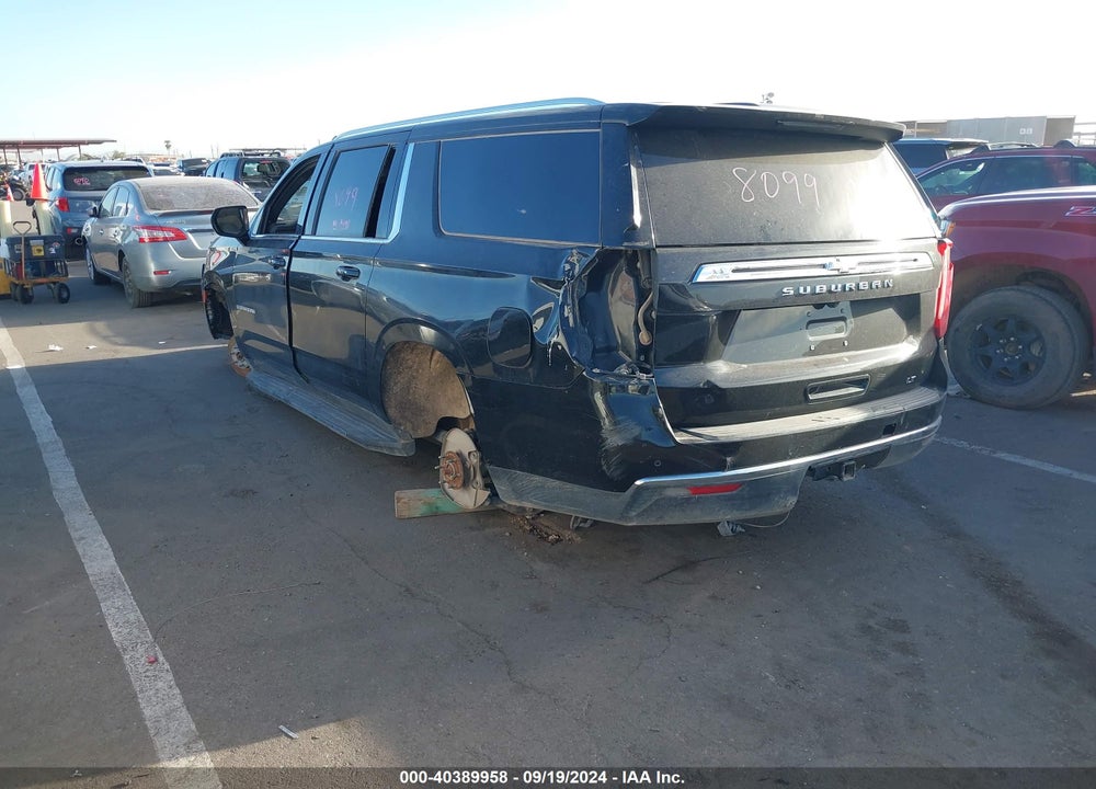 2022 CHEVROLET SUBURBAN 4WD LT VIN: 1GNSKCKD0NR164458