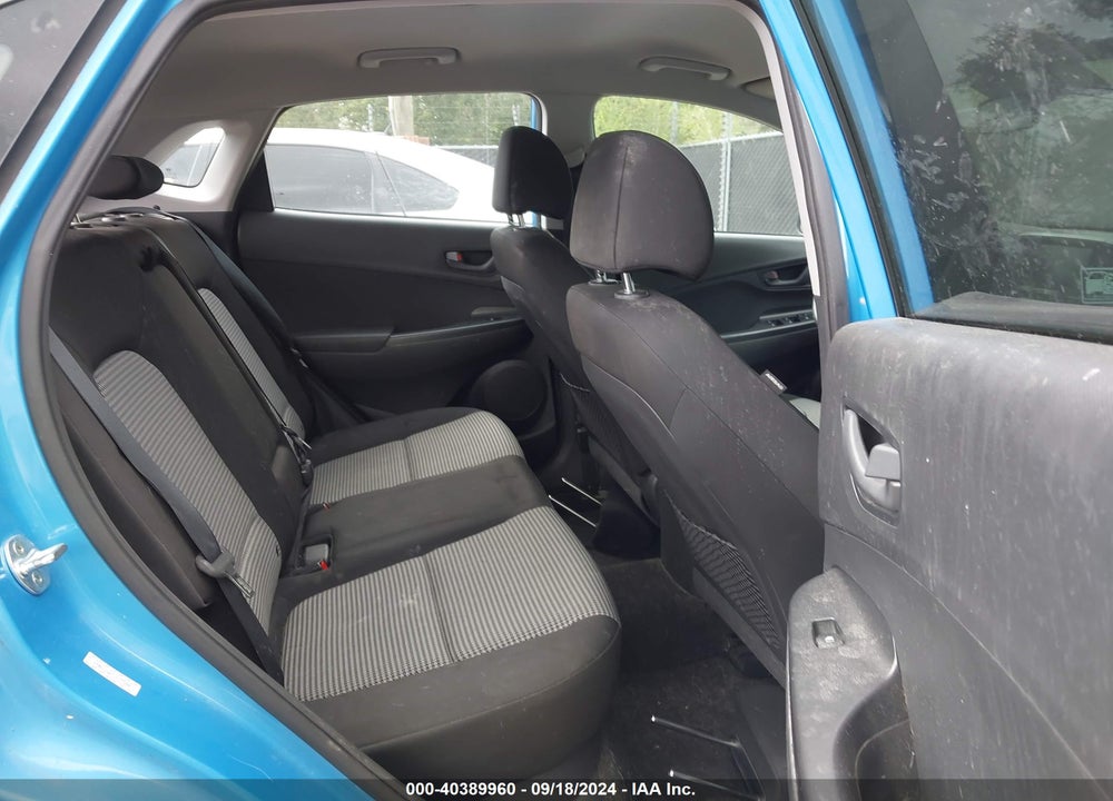 2018 HYUNDAI KONA SE VIN: KM8K1CAA7JU177200