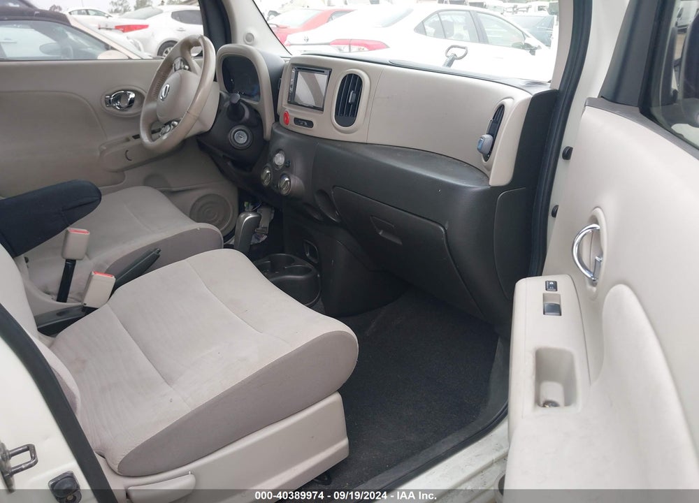 2010 NISSAN CUBE VIN: JN8AZ2KR7AT159085