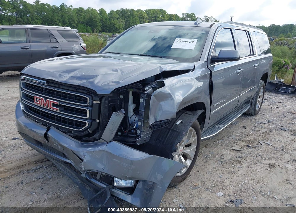 2018 GMC YUKON XL SLT STANDARD EDITION VIN: 1GKS1JKC7JR399560