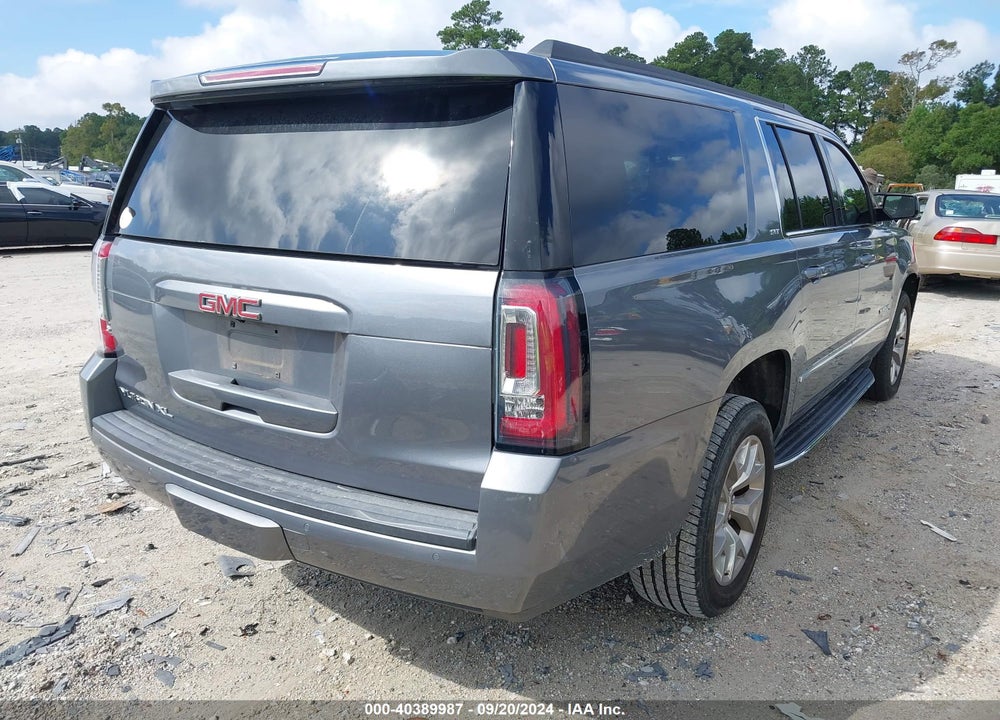 2018 GMC YUKON XL SLT STANDARD EDITION VIN: 1GKS1JKC7JR399560