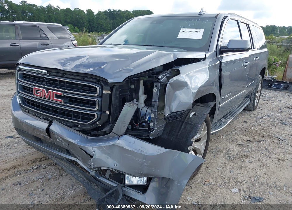 2018 GMC YUKON XL SLT STANDARD EDITION VIN: 1GKS1JKC7JR399560