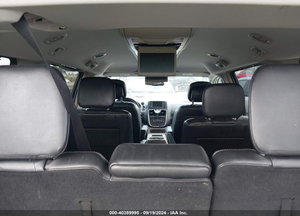 2011 CHRYSLER TOWN & COUNTRY TOURING-L VIN: 2A4RR8DG6BR630966