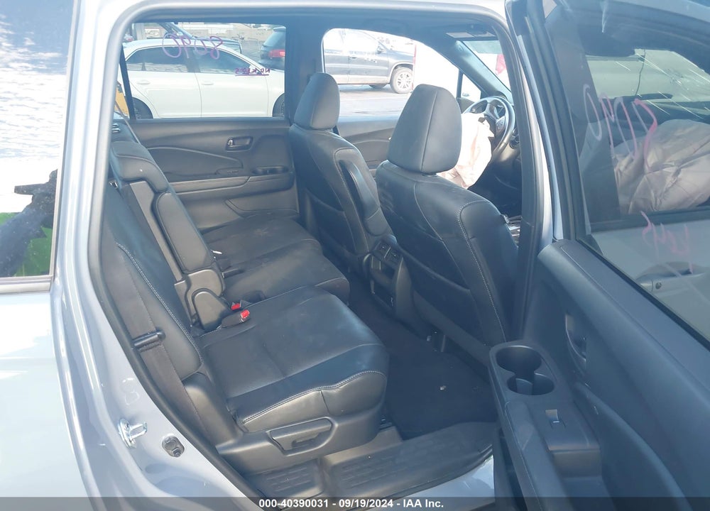 2022 HONDA PASSPORT 2WD EX-L VIN: 5FNYF7H52NB003775