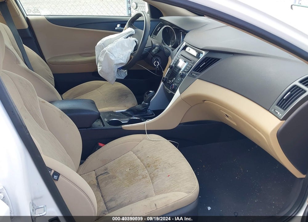 2013 HYUNDAI SONATA GLS VIN: 5NPEB4AC6DH763200