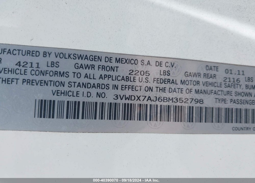 2011 VOLKSWAGEN JETTA 2.5L SE VIN: 3VWDX7AJ6BM352798