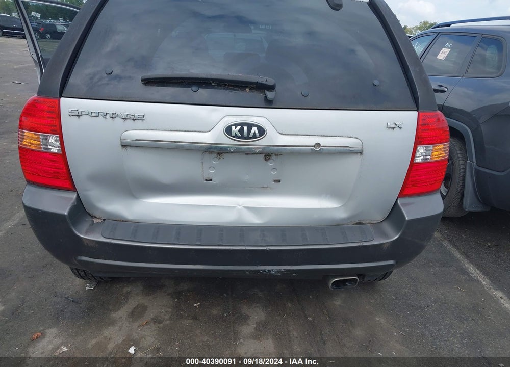 2007 KIA SPORTAGE LX VIN: KNDJF724477396785