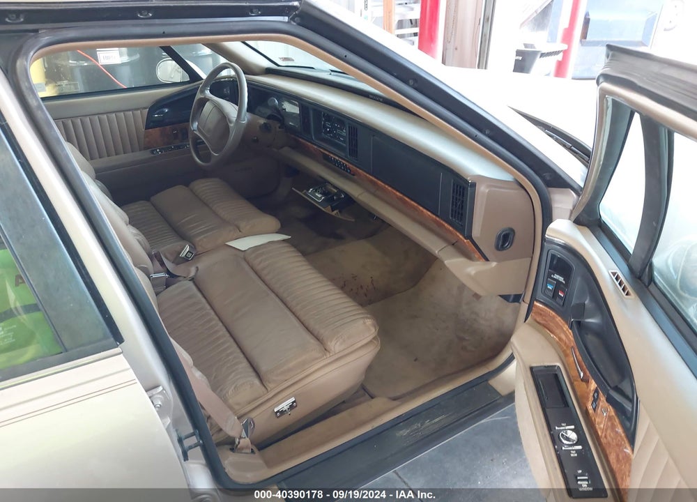 1994 BUICK PARK AVENUE VIN: 1G4CW52L5RH619672
