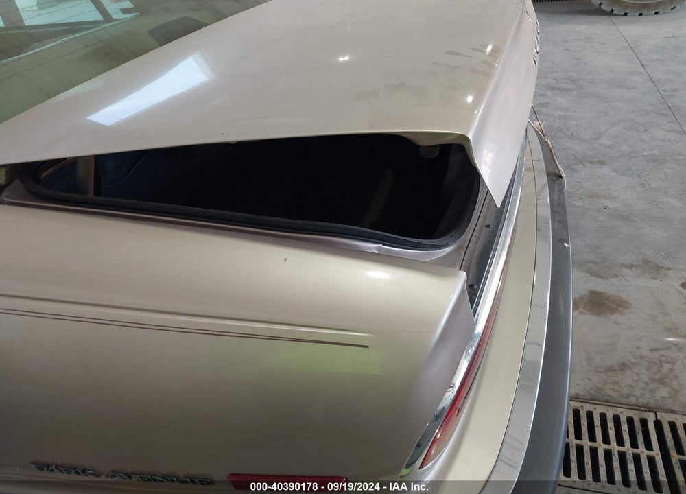 1994 BUICK PARK AVENUE VIN: 1G4CW52L5RH619672