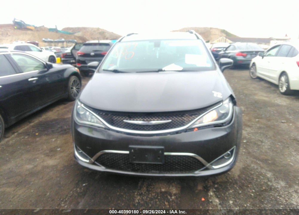 2019 CHRYSLER PACIFICA TOURING L VIN: 2C4RC1BG0KR550516