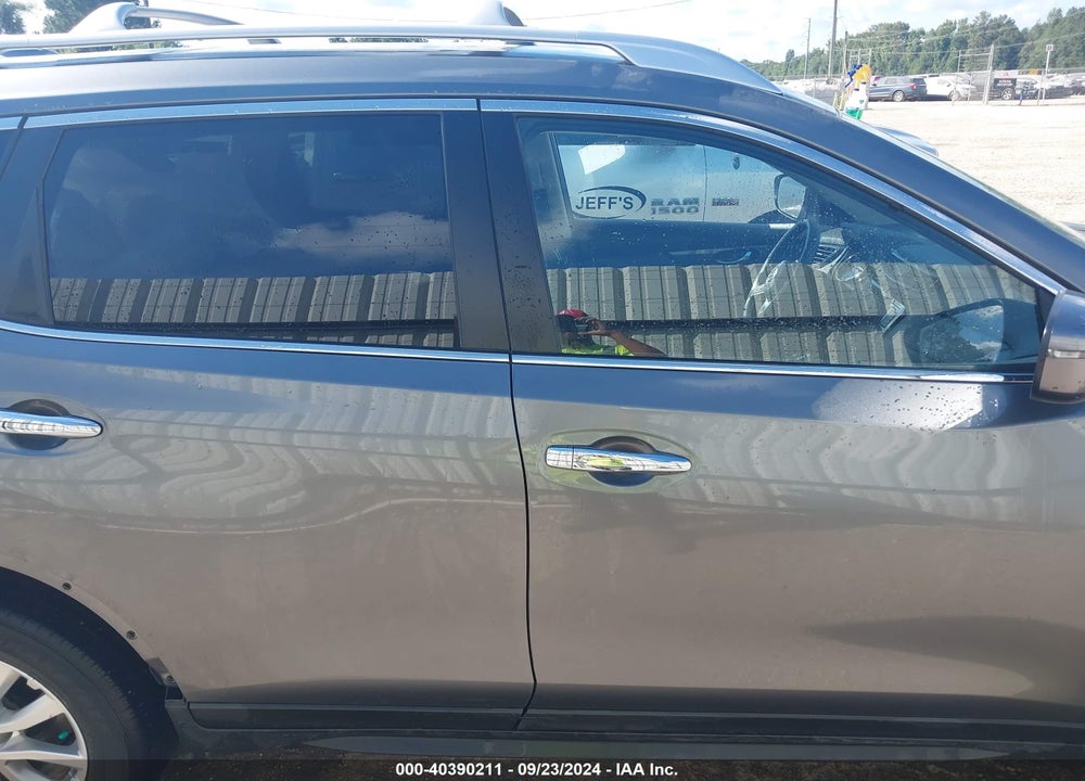 2020 NISSAN ROGUE S FWD VIN: JN8AT2MT1LW003376