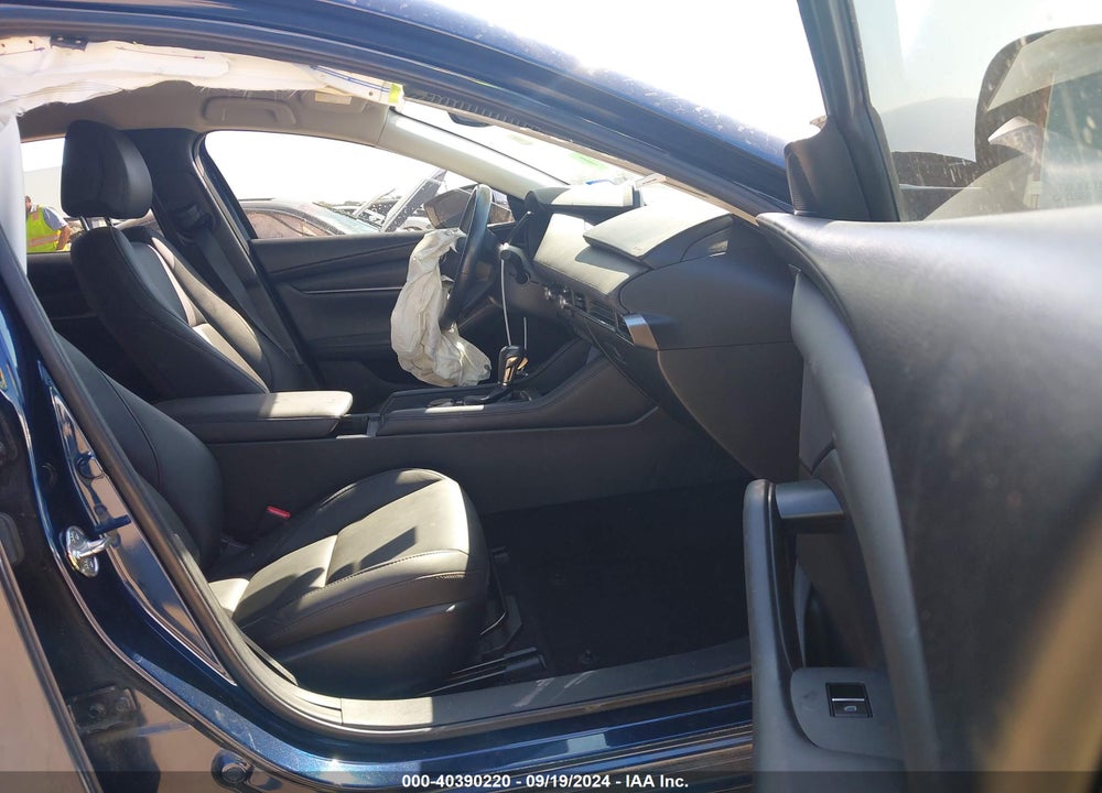 2020 MAZDA 3 SELECT PACKAGE VIN: 3MZBPACL4LM122570