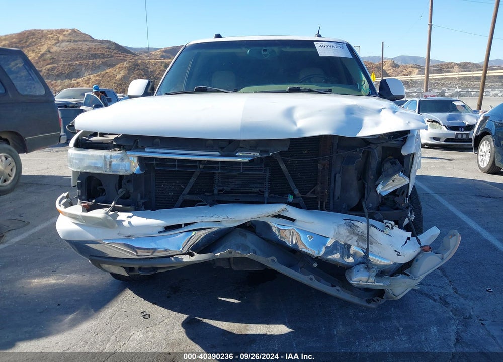 2004 CHEVROLET SUBURBAN 1500 LT VIN: 3GNFK16Z64G286624